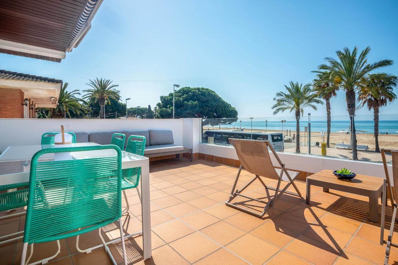 Beach House Cambrils Apartamento En Primera Linea De Playa Exteriör bild