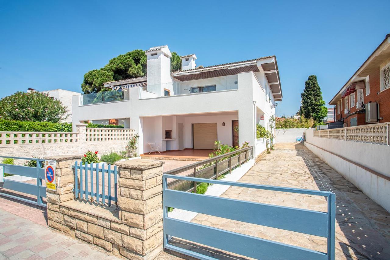 Beach House Cambrils Apartamento En Primera Linea De Playa Exteriör bild