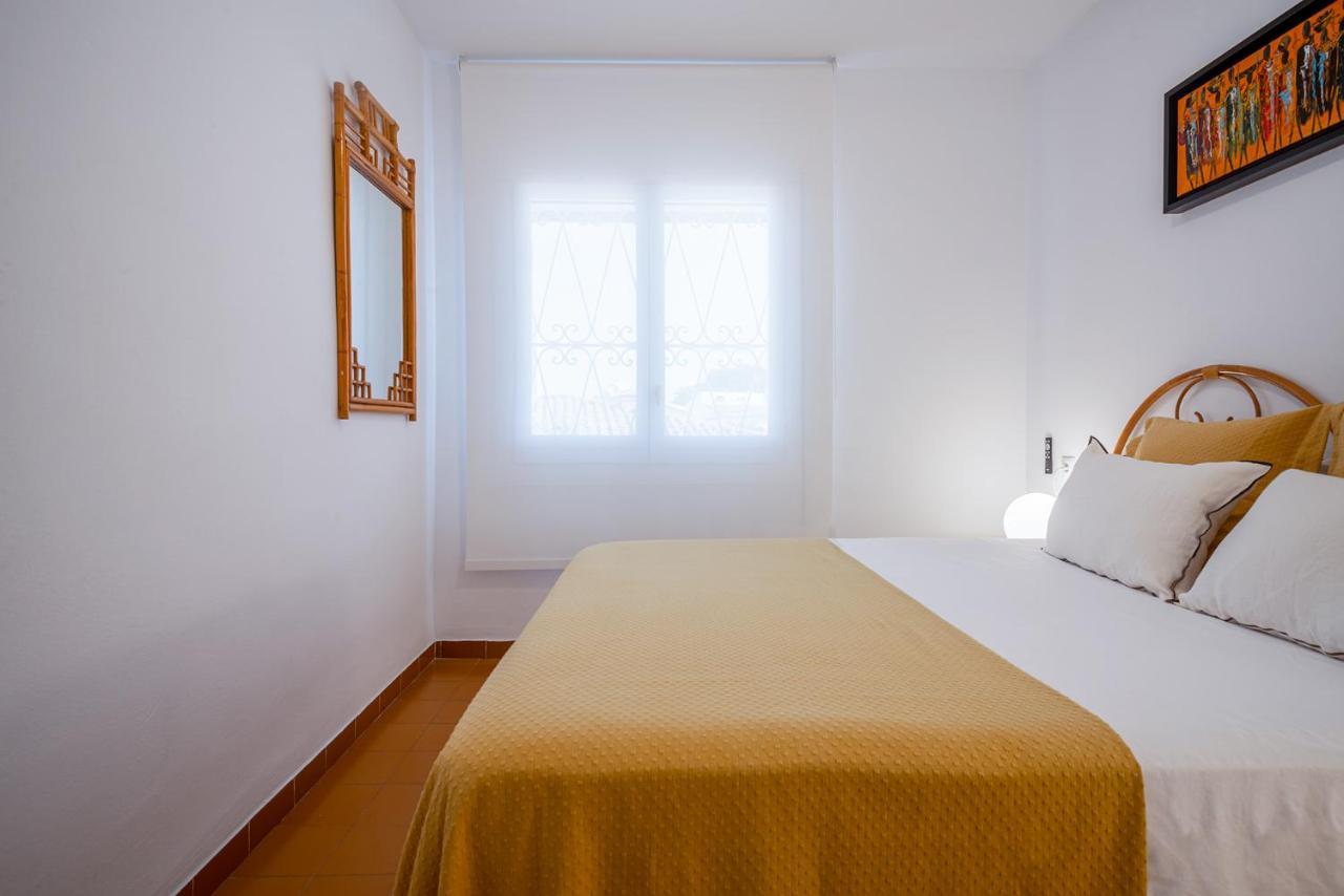Beach House Cambrils Apartamento En Primera Linea De Playa Exteriör bild